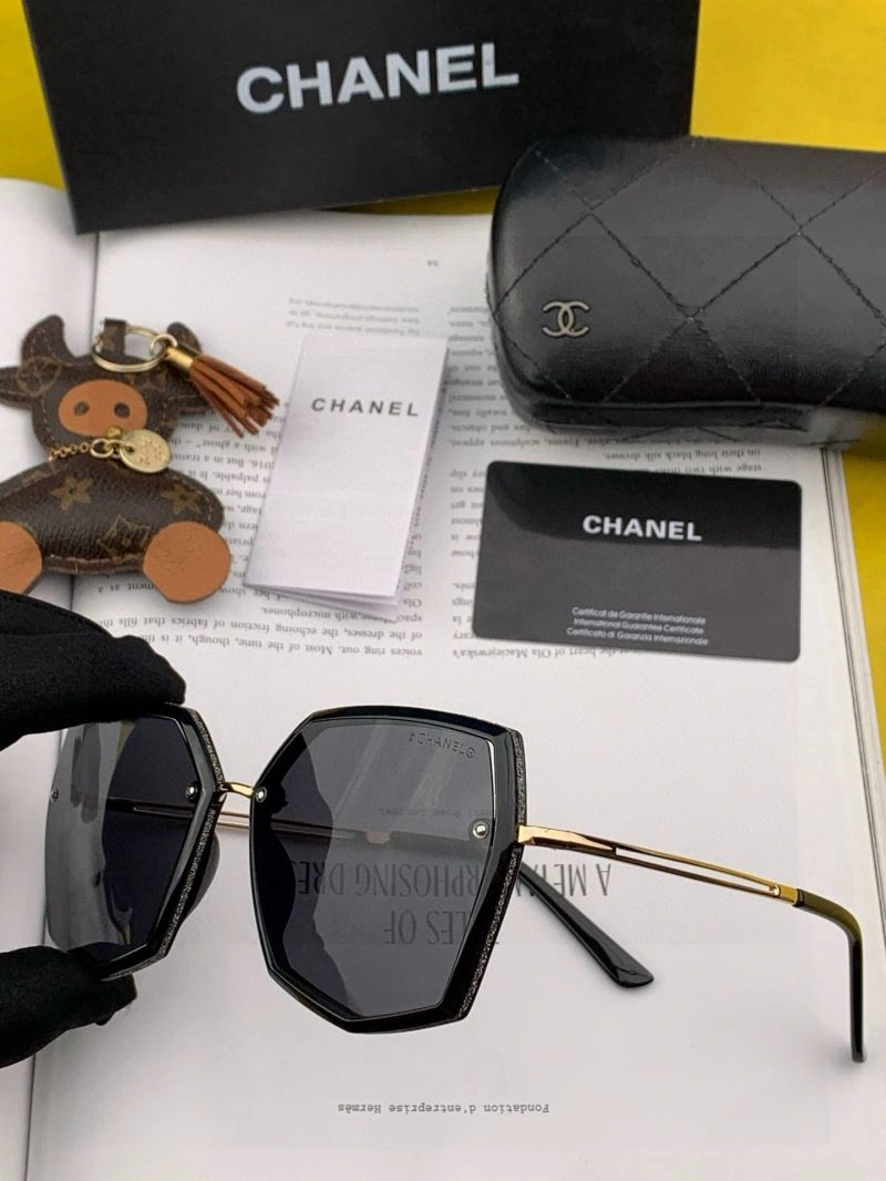 Comfortable Chanel Sunglasses 278171