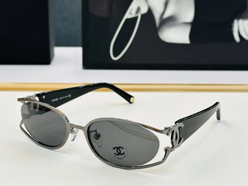 Chanel Sunglasses Bold 278201