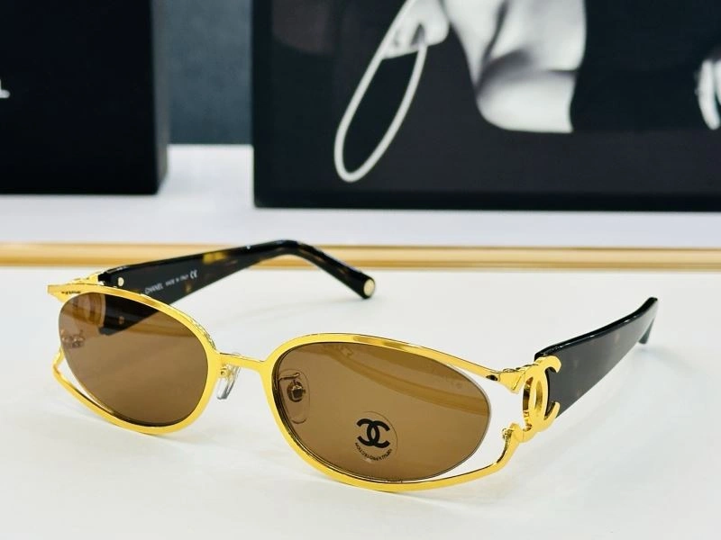 Chanel Sunglasses Bold 278201