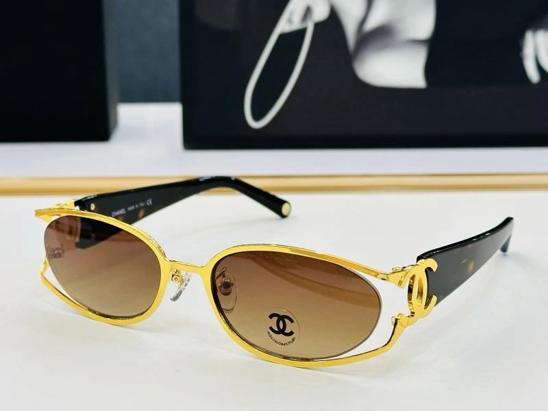 Chanel Sunglasses Bold 278201