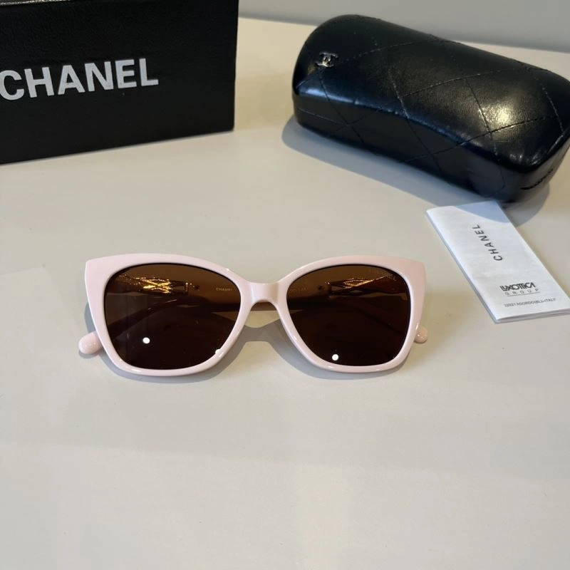 Tailored Chanel Sunglasses 278181