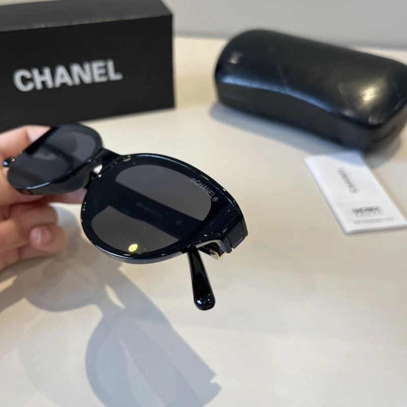 Youthful Chanel Sunglasses 278172