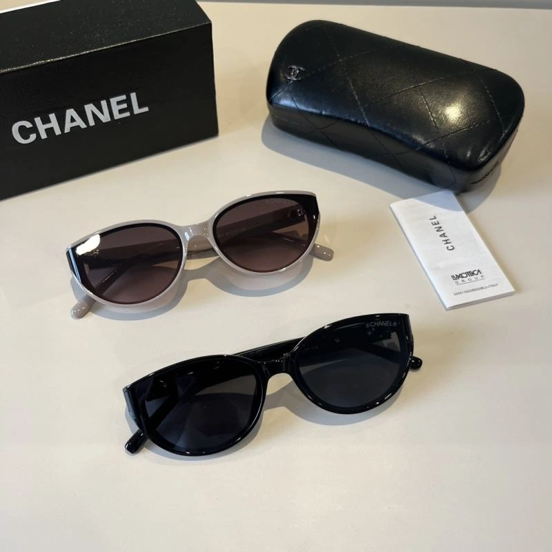 Chanel Sunglasses Classic 278184