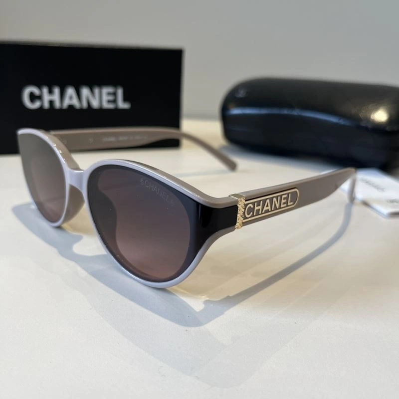 Chanel Sunglasses Classic 278184