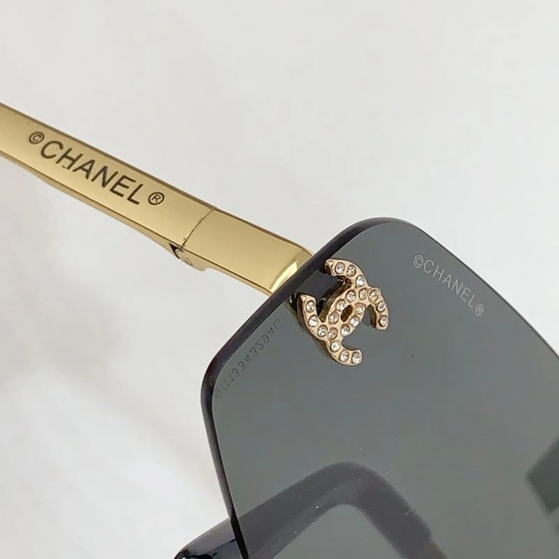 Minimalist Chanel Sunglasses 278598