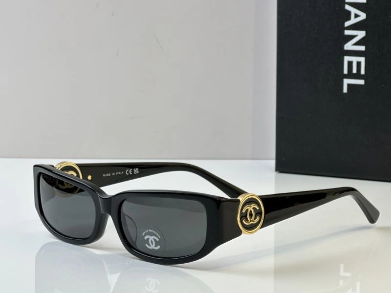 Sleek Chanel Sunglasses 278600
