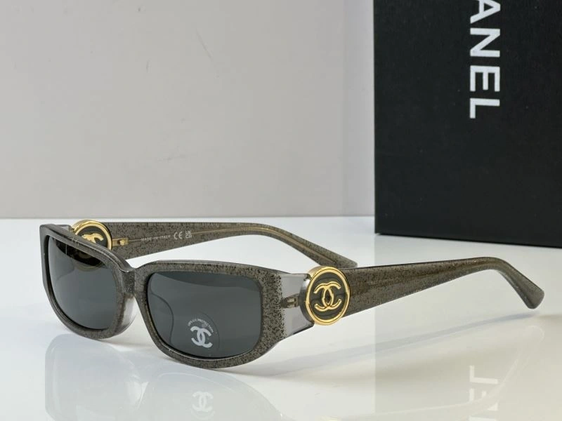 Sleek Chanel Sunglasses 278600