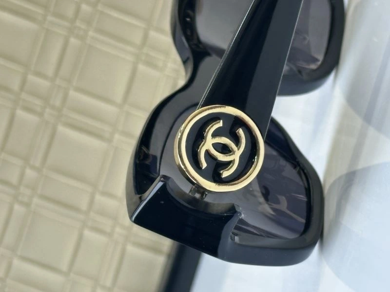 Stylish Chanel Sunglasses 278602
