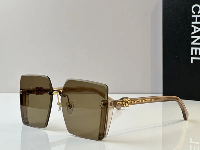 Chanel Sunglasses ModernLook 278569