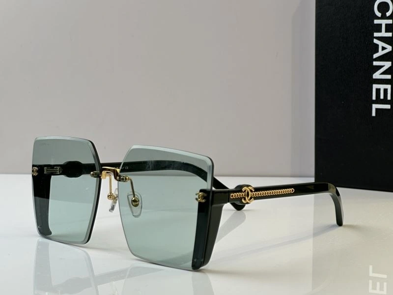 Chanel Sunglasses ModernLook 278569