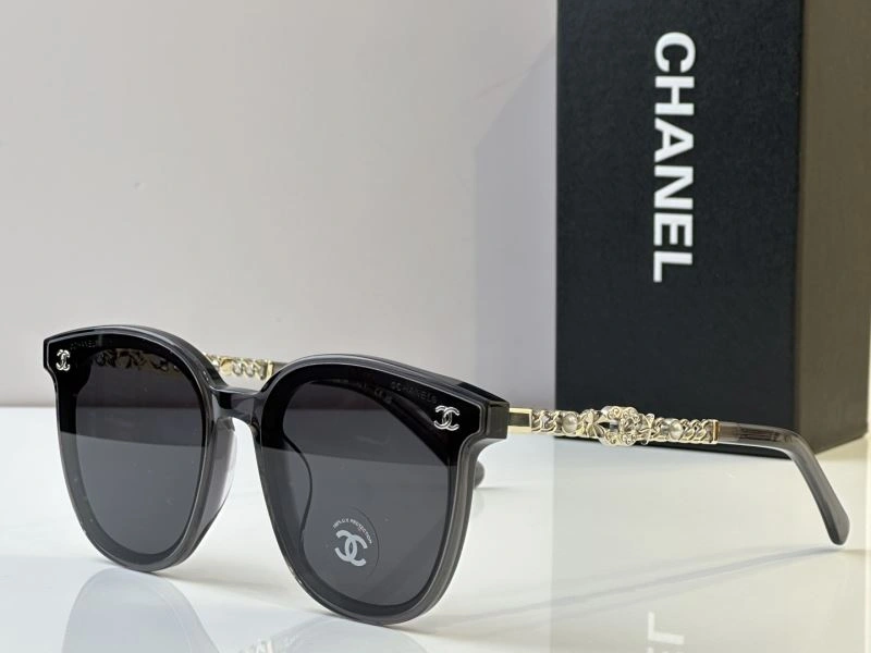 Effortless Chanel Sunglasses 278563