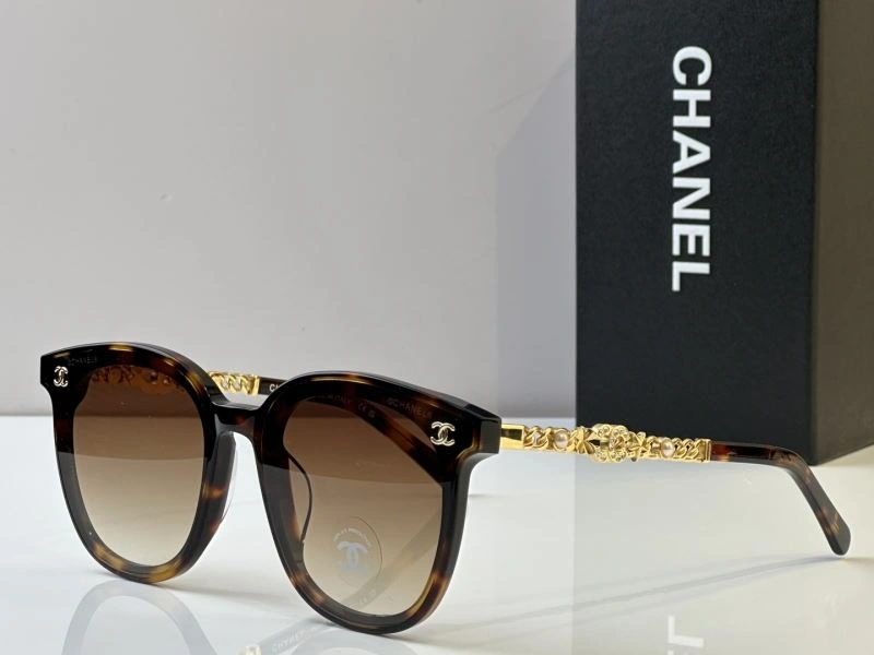 Effortless Chanel Sunglasses 278563