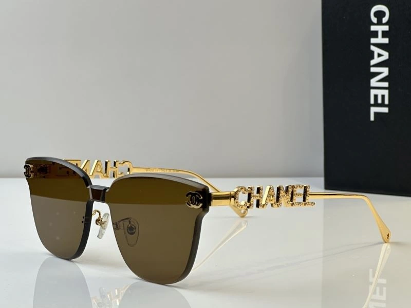 EyeCatching Chanel Sunglasses 278554