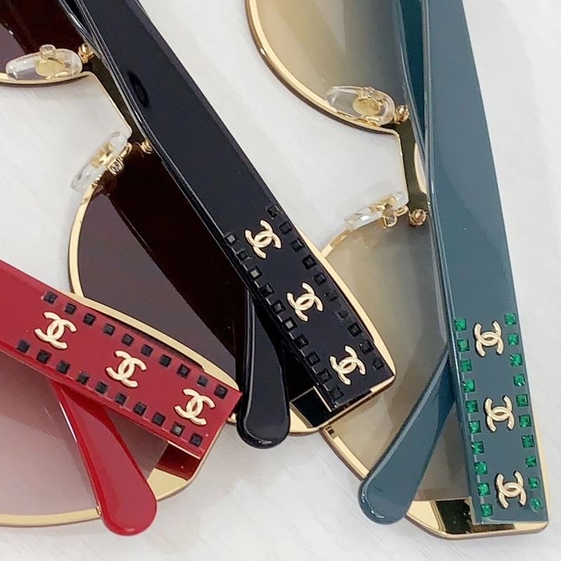 Chanel Sunglasses ZipUp 278556