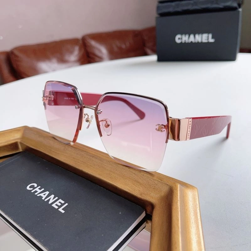 Chanel Sunglasses Elegant 278539