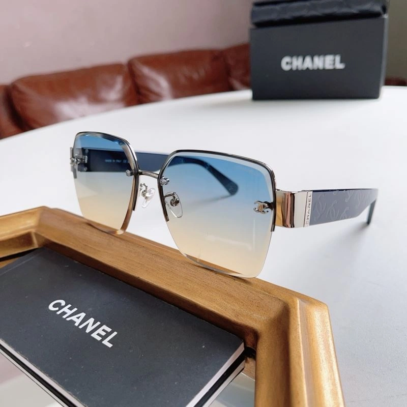 Chanel Sunglasses Elegant 278539