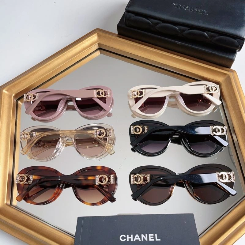 Chanel Sunglasses Fashionable 278545