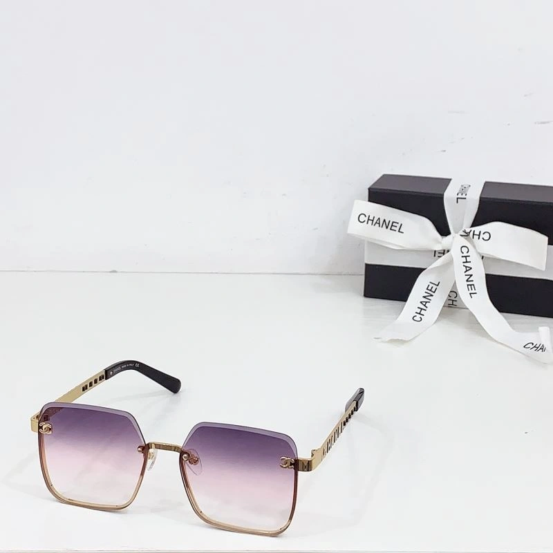 Chanel Sunglasses Casual 278553