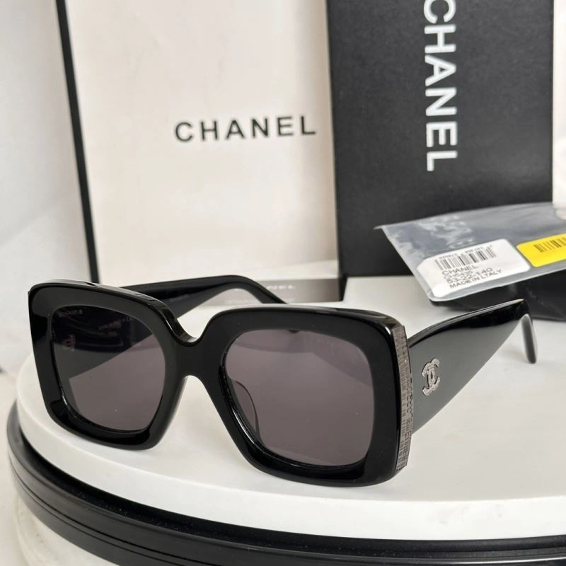 Unisex Chanel Sunglasses 278547
