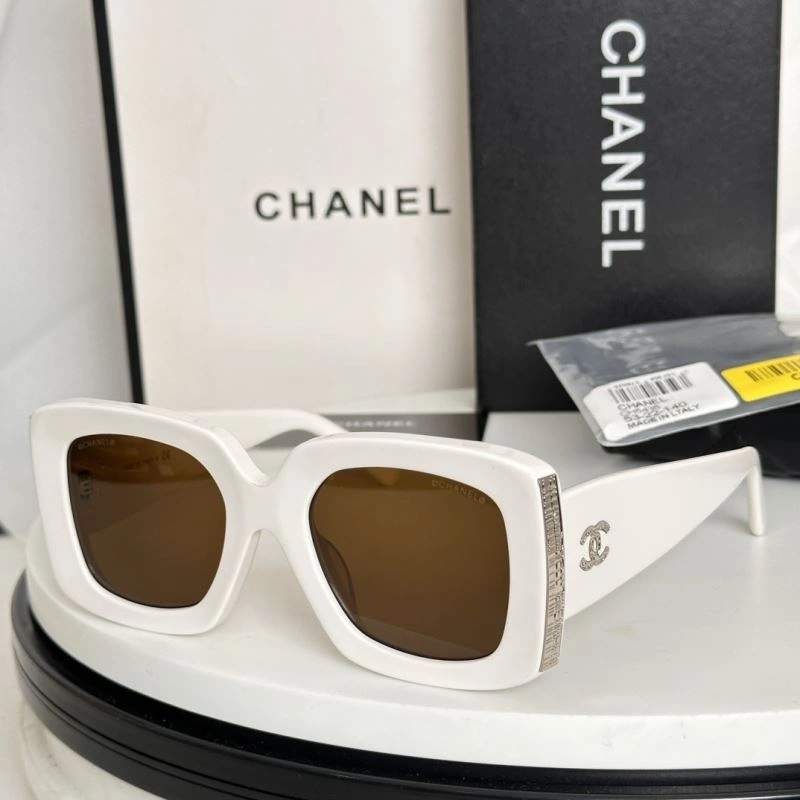 Unisex Chanel Sunglasses 278547