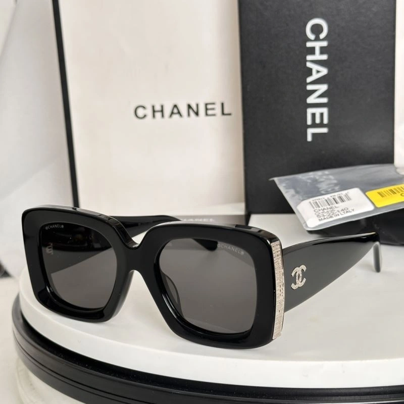 Unisex Chanel Sunglasses 278547