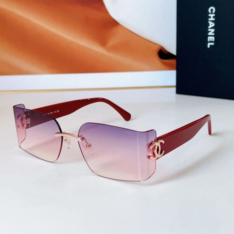 Chanel Sunglasses Versatile 278503