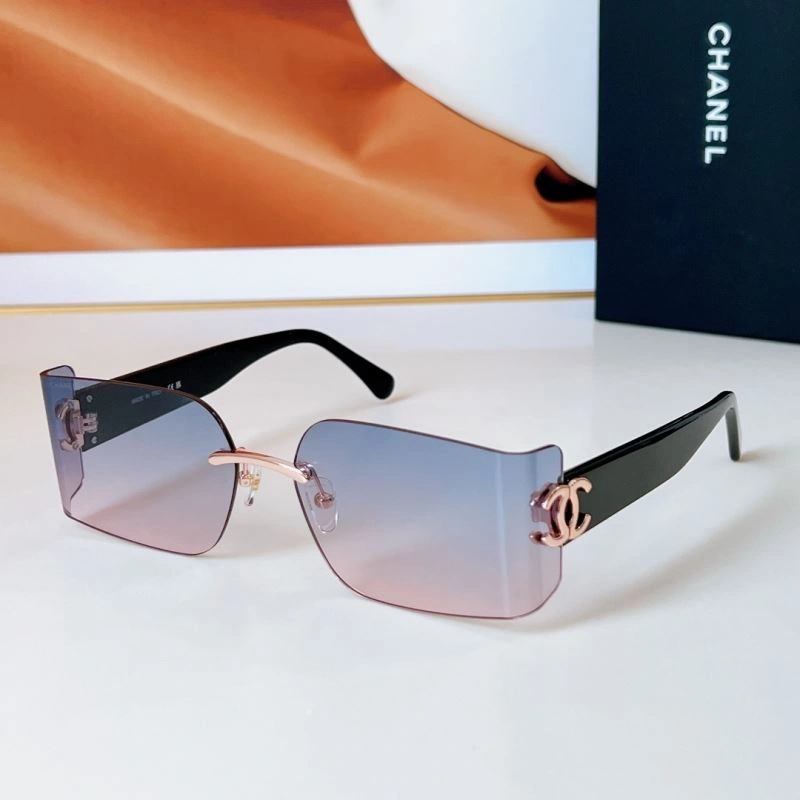 Chanel Sunglasses Versatile 278503