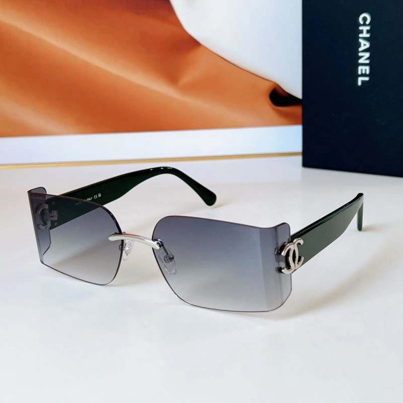 Chanel Sunglasses Versatile 278503