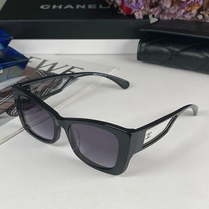 Chanel Sunglasses Fashionable 278513