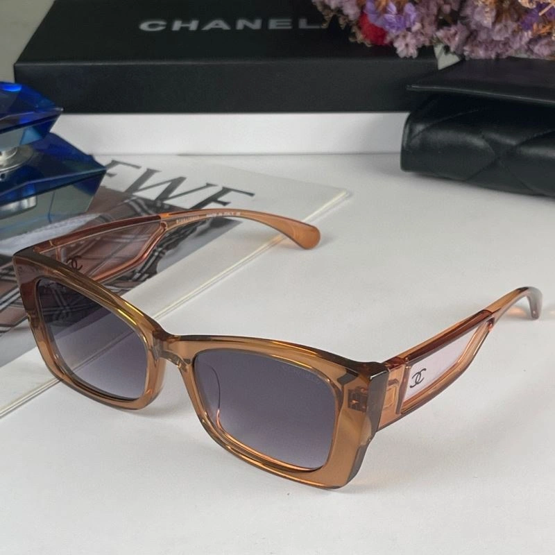 Chanel Sunglasses Fashionable 278513