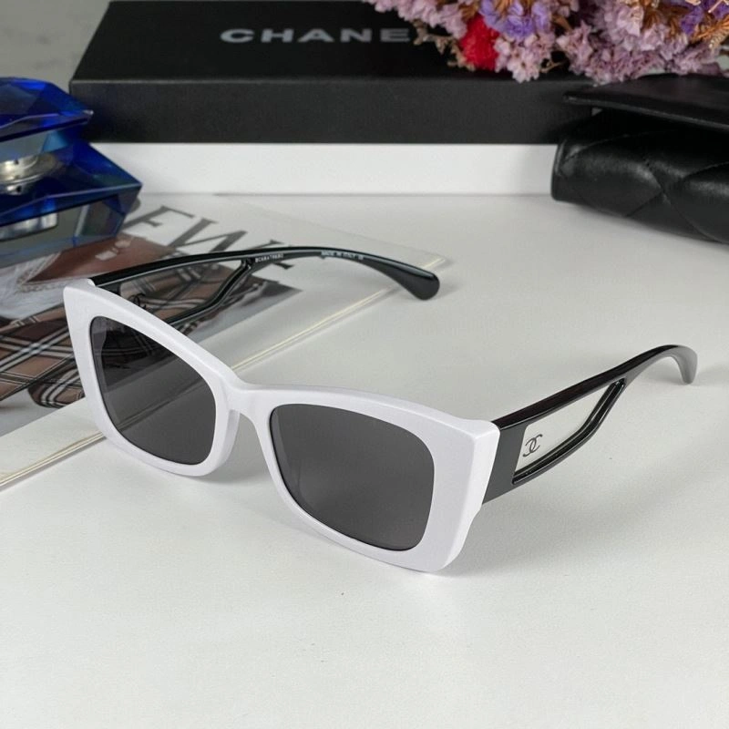 Chanel Sunglasses Fashionable 278513