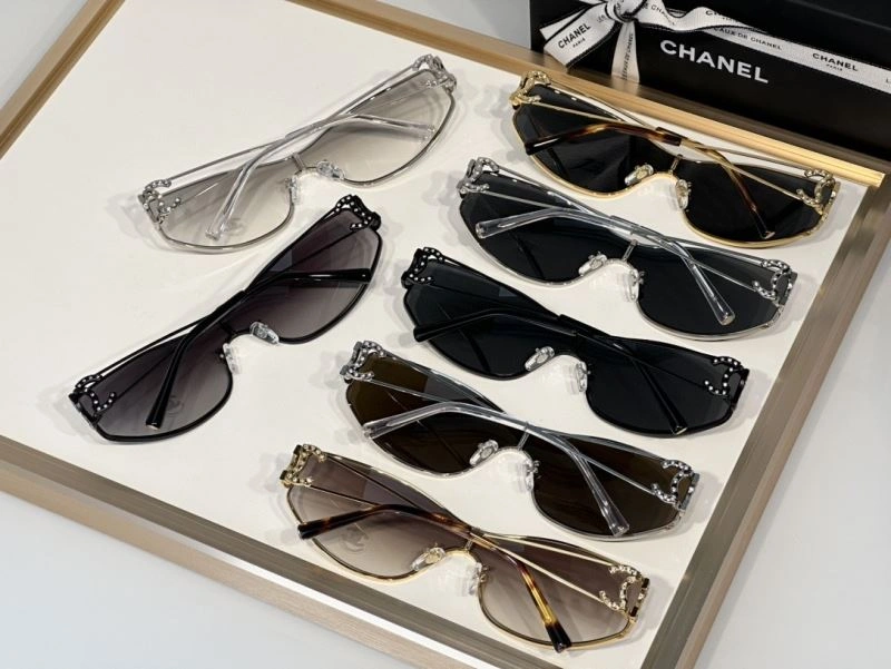 Effortless Chanel Sunglasses 278510