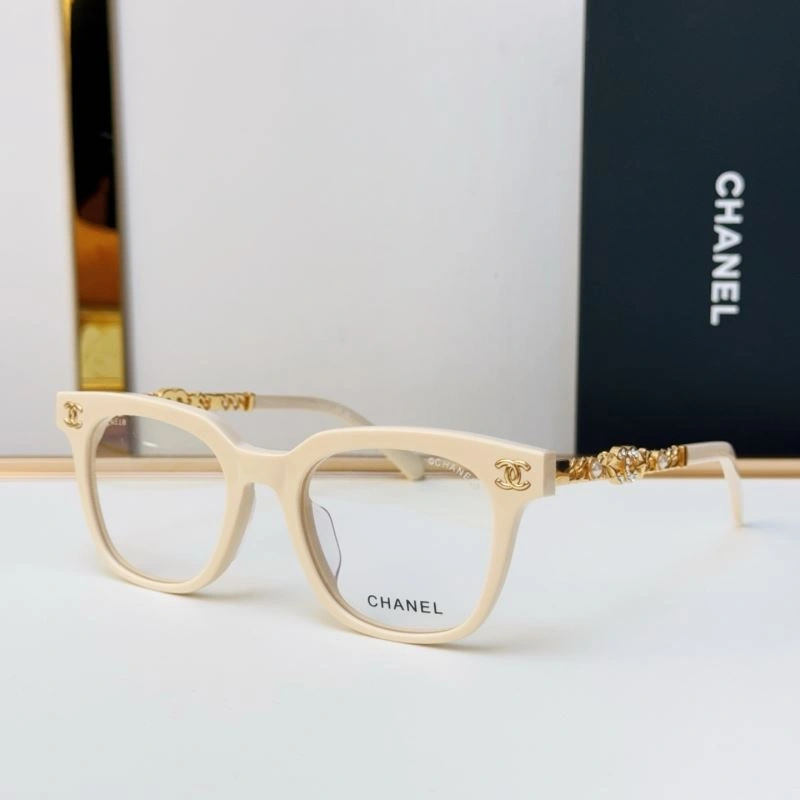 Lightweight Chanel Sunglasses 278515