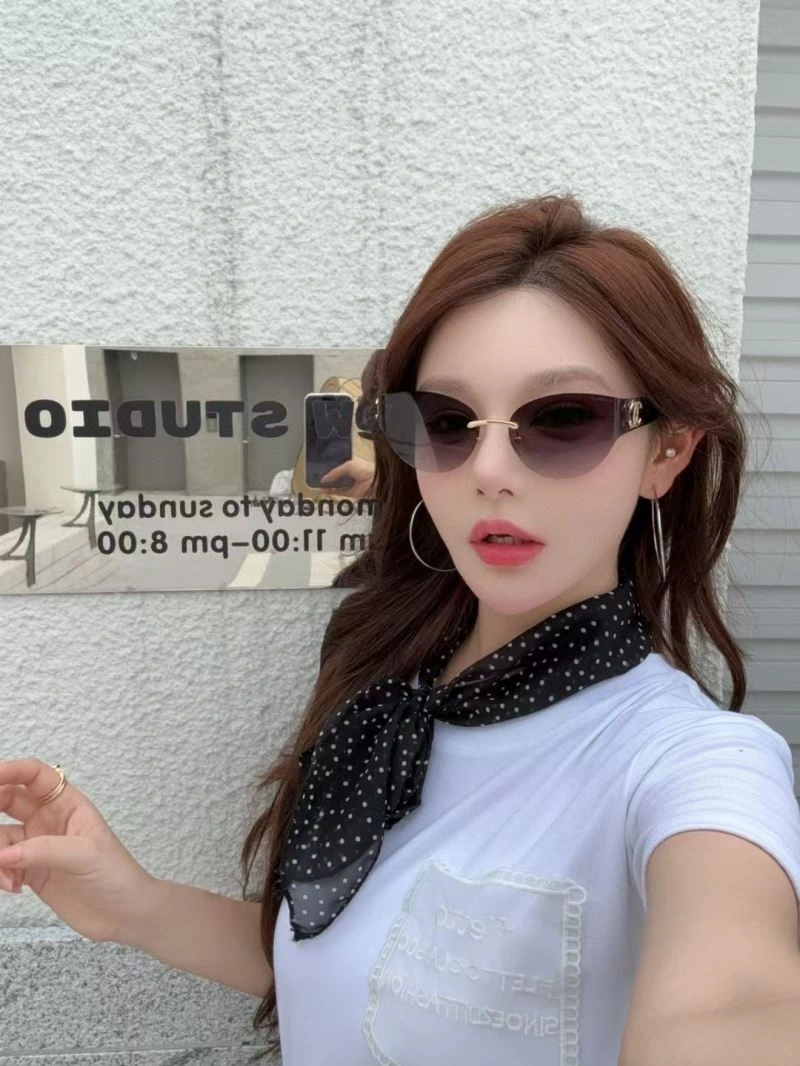 RelaxedFit Chanel Sunglasses 278516