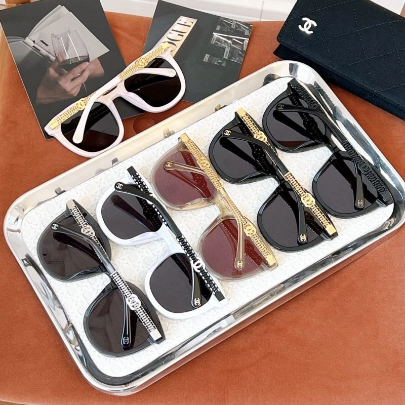 Chanel Sunglasses Fashionable 278508