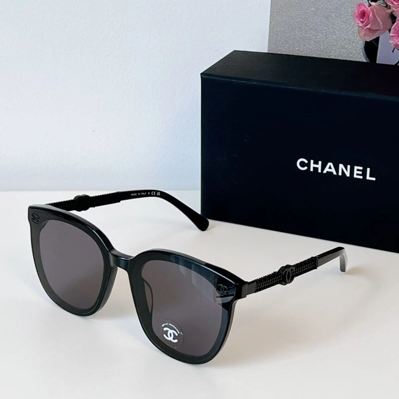 Chanel Sunglasses Fashionable 278508