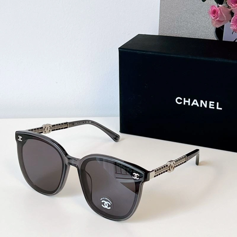 Chanel Sunglasses Fashionable 278508