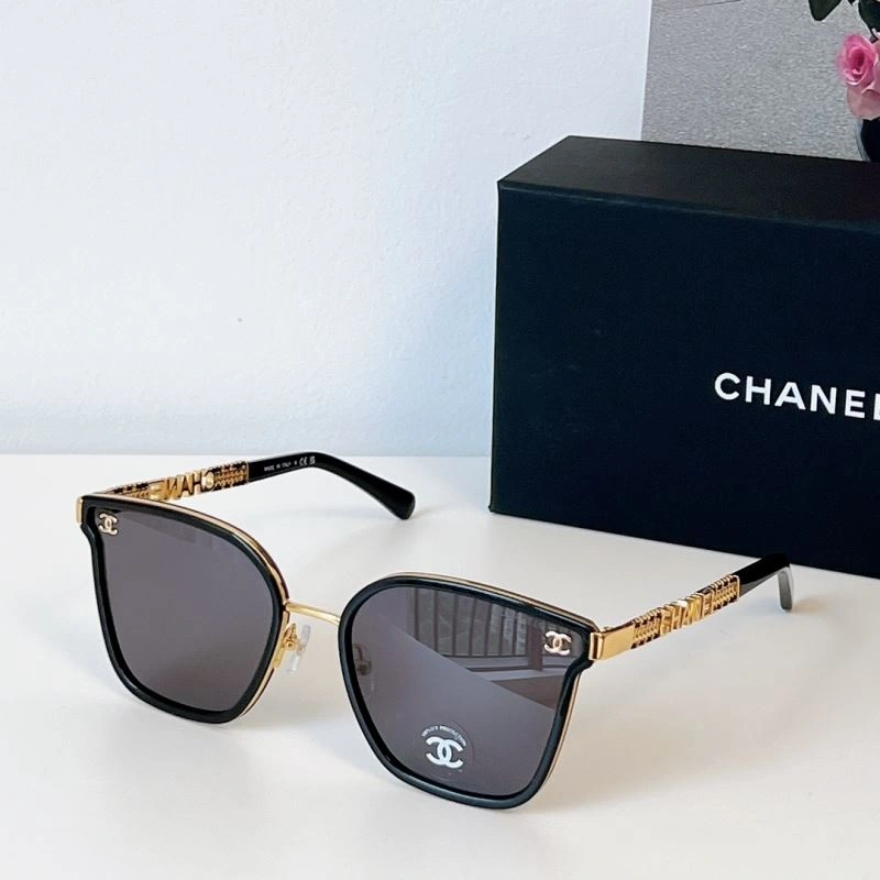 Lightweight Chanel Sunglasses 278497