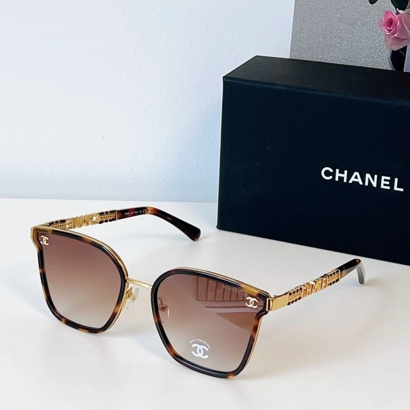 Lightweight Chanel Sunglasses 278497