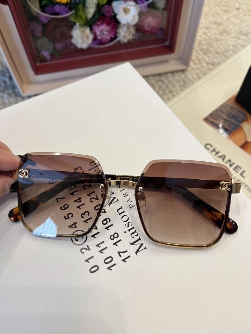 Durable Chanel Sunglasses 278488