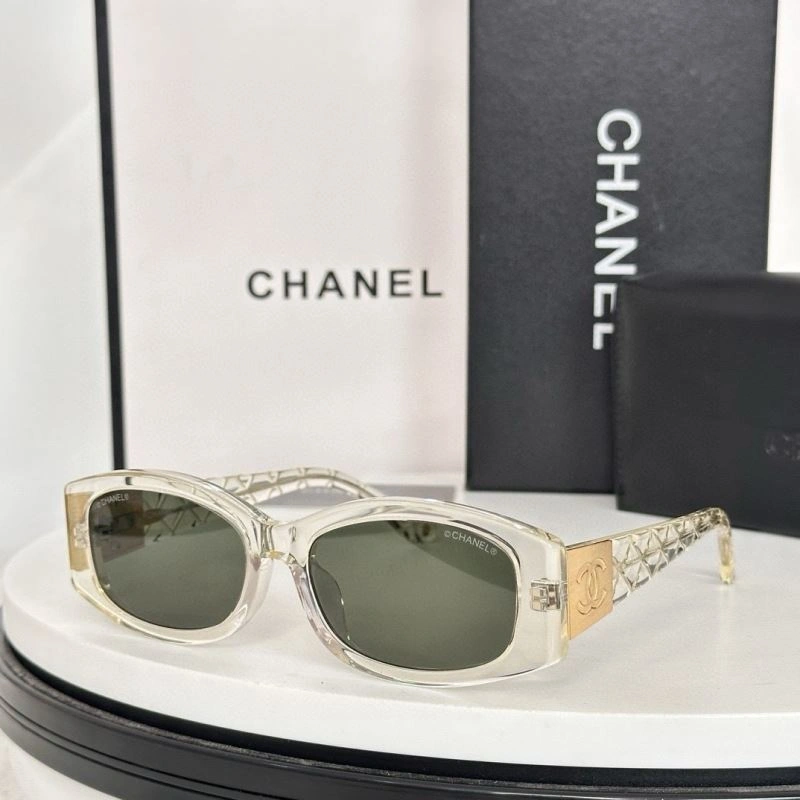 Chanel Sunglasses Bold 278484