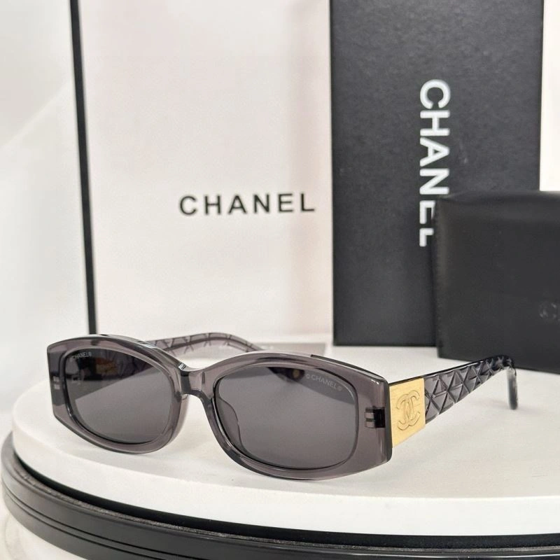 Chanel Sunglasses Bold 278484