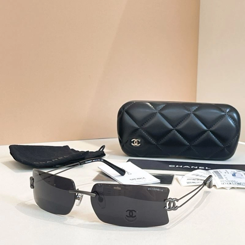 Sleek Chanel Sunglasses 278471