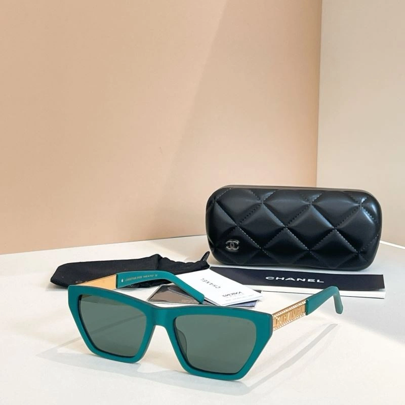 Chanel Sunglasses Elegant 278455