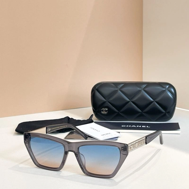 Chanel Sunglasses Elegant 278455