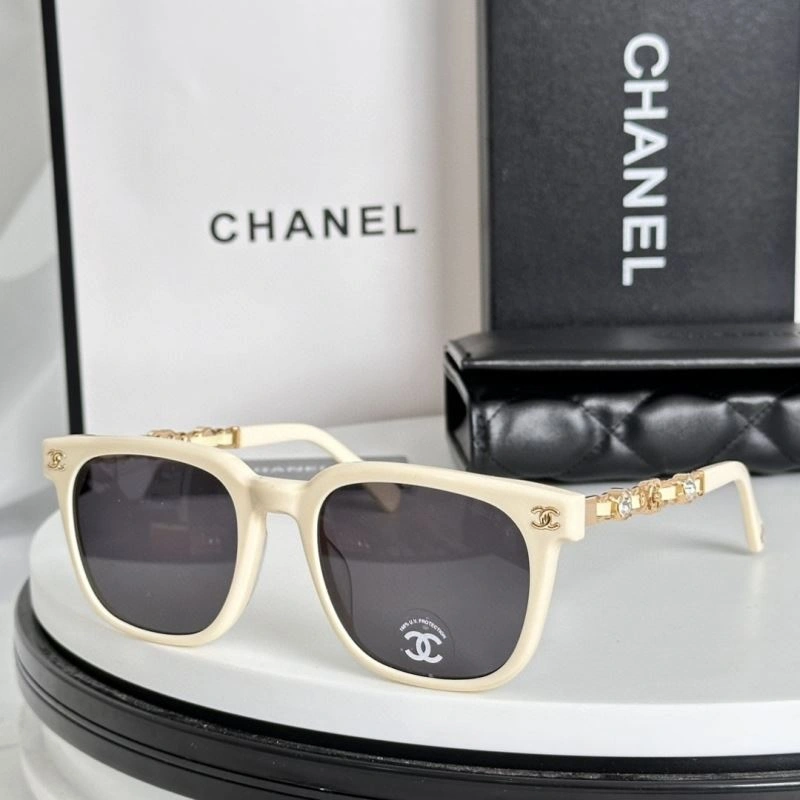 Supportive Chanel Sunglasses 278483