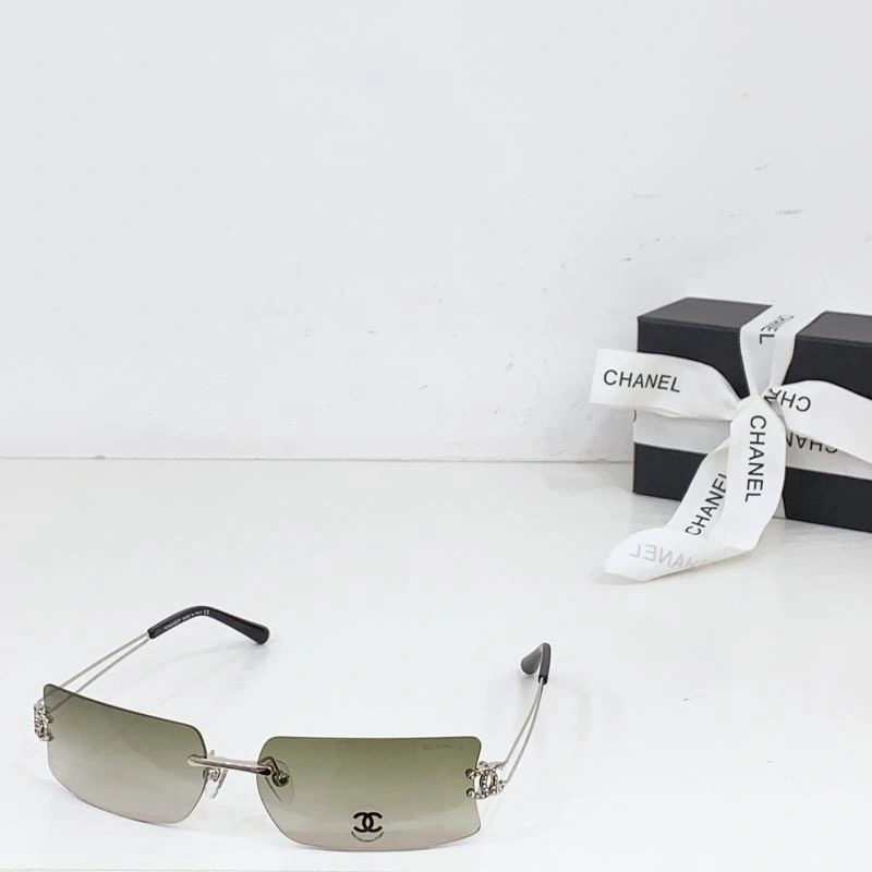 Chanel Sunglasses UrbanChic 278453