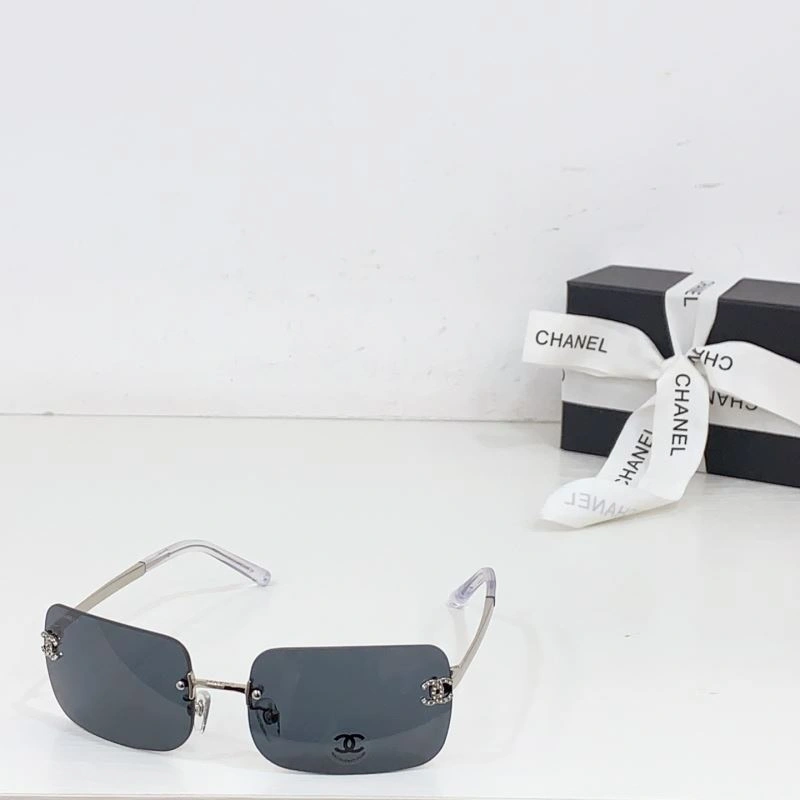 Versatile Chanel Sunglasses 278476
