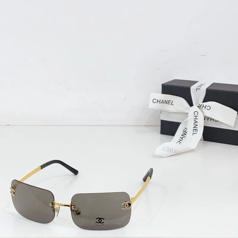 Versatile Chanel Sunglasses 278476