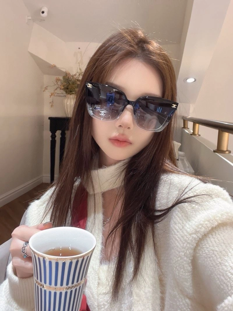 Resilient Chanel Sunglasses 278472